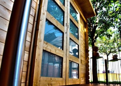 Porte en bois - Abri de jardin avec Spellini